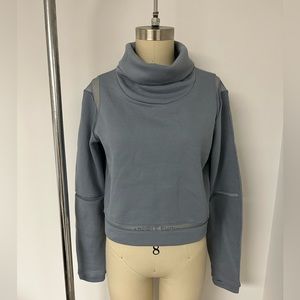 Women’s fleece sweatshirt